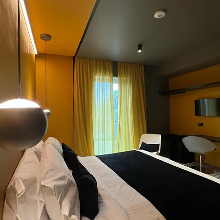 Boutique Nbh 4* Nola